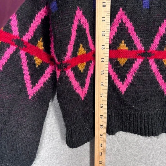 Arizona Fair Isle Sweater Small Pink Black Festive Nordic Quirky‎ Bright Artsy - Picture 7 of 11